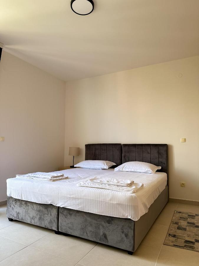 סבטי סטפן Vertmont Apartments מראה חיצוני תמונה