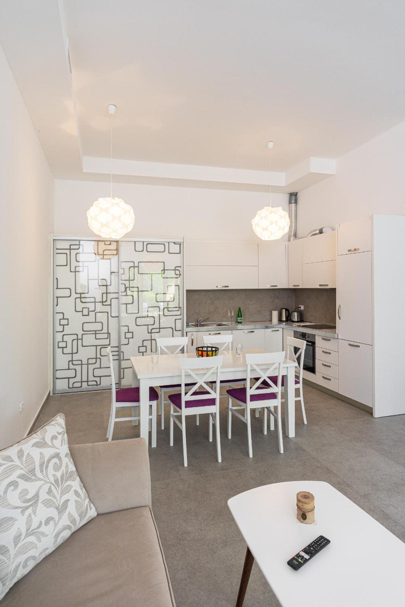 סבטי סטפן Vertmont Apartments חדר תמונה