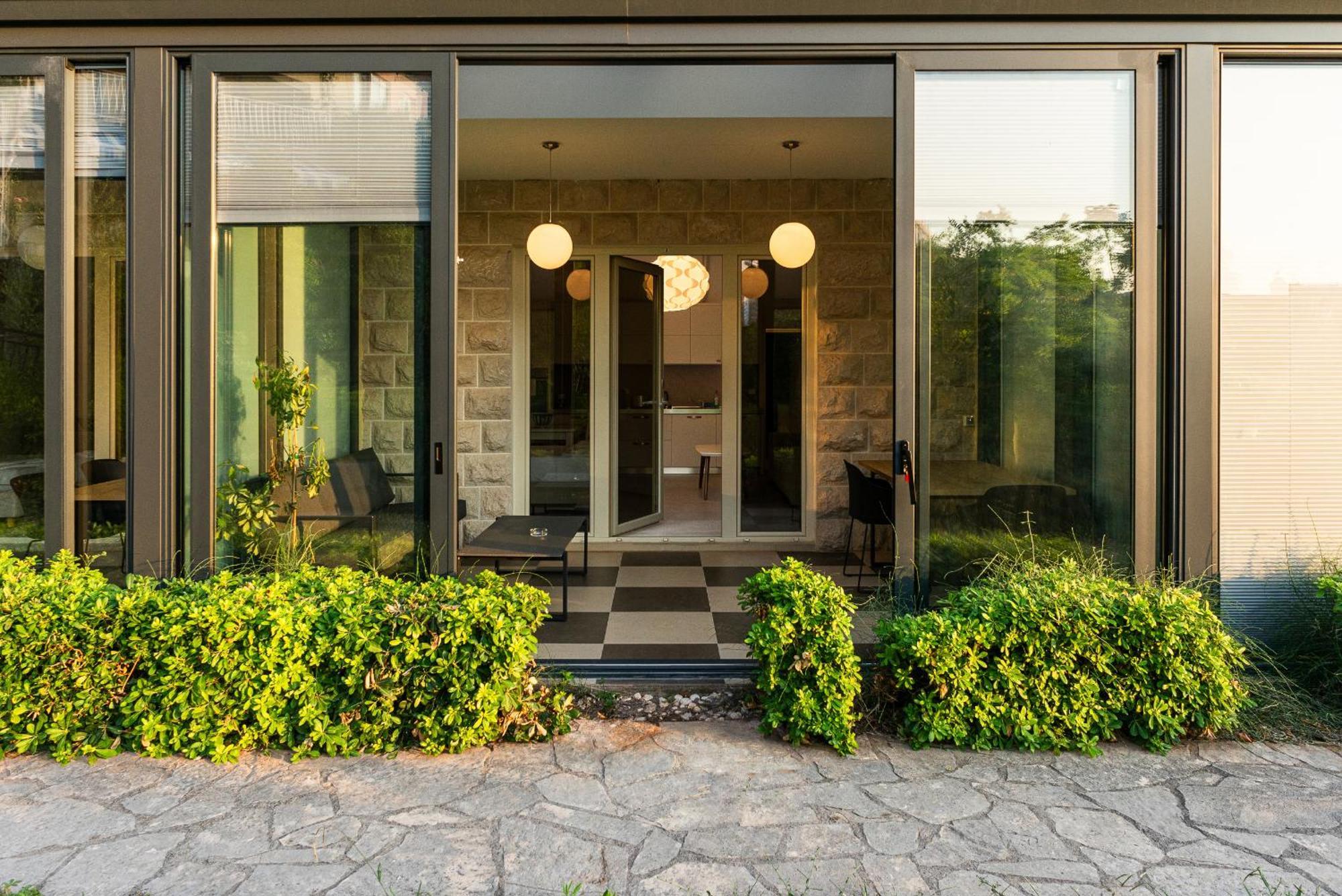 סבטי סטפן Vertmont Apartments מראה חיצוני תמונה